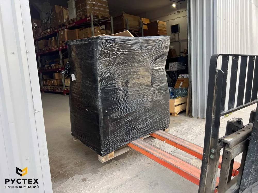 Поставка запчастей для двигателя 