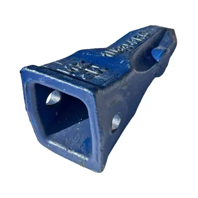 Купить Коронка ковша Caterpillar 1U3352, 1U3352RC, 9N4352, J350, LC350RC синяя литая 6,7 кг A со склада в Москве. Оригинальные и OEM запчасти в наличии. Широкий выбор, гарантия качества. | РУСТЕХ.