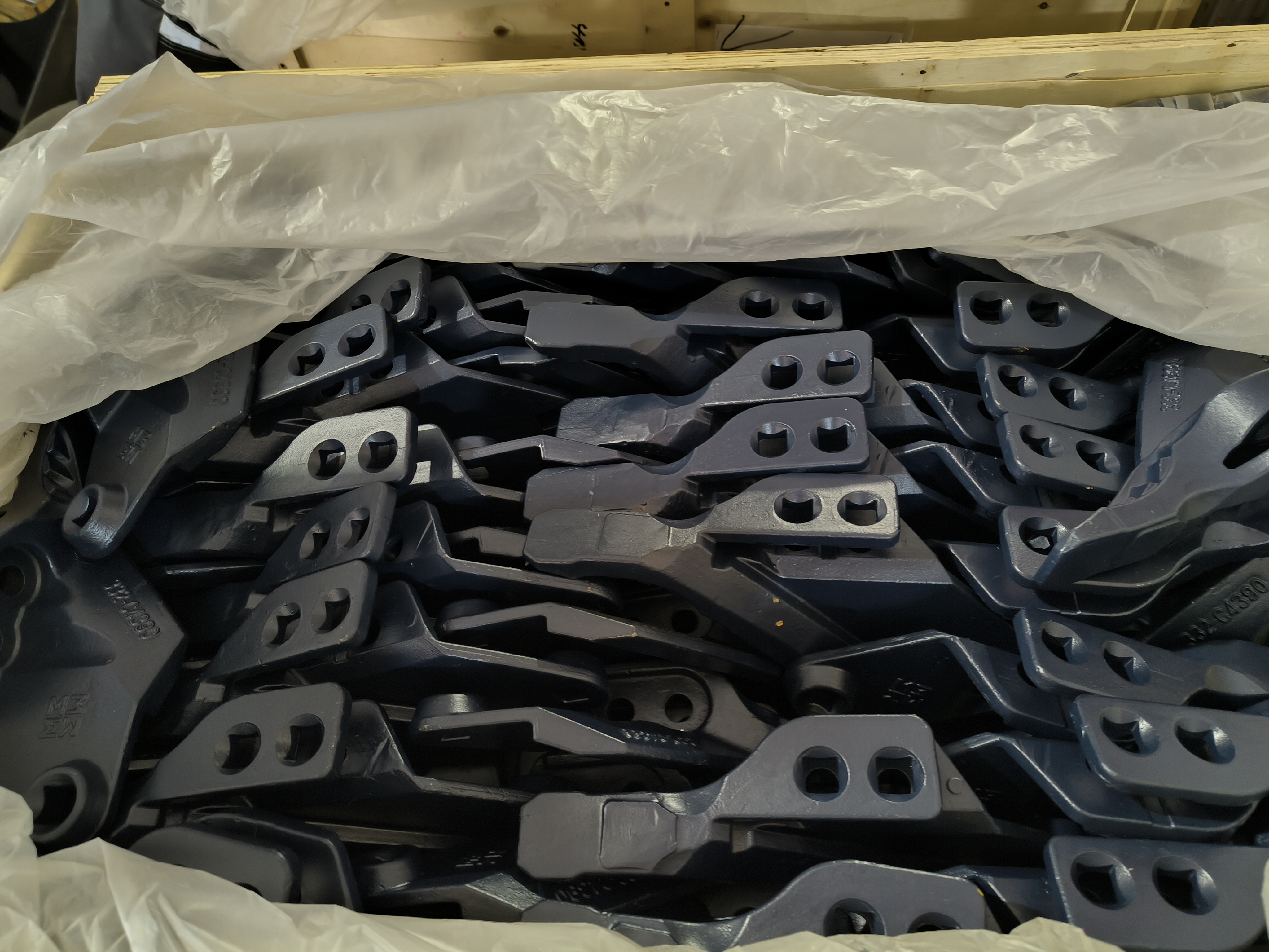 Резаки болты гайки зубья 