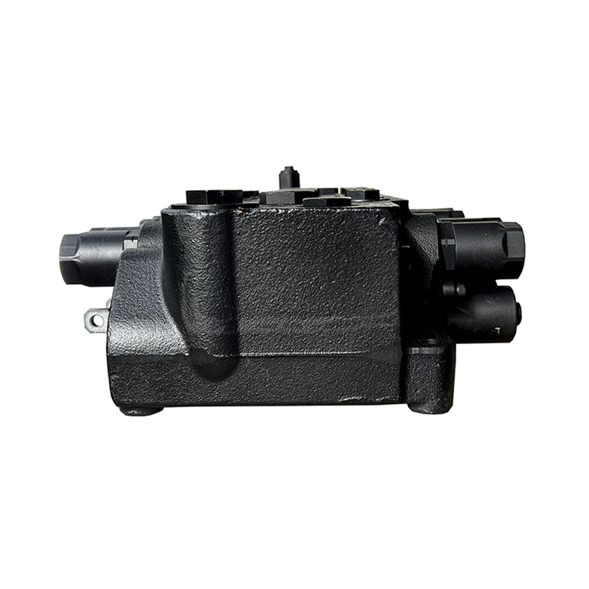 Купить Гидрораспределитель задний 25/624300, 25/615600 OEM со склада в Москве. Оригинальные и OEM запчасти в наличии. Широкий выбор, гарантия качества. | РУСТЕХ.