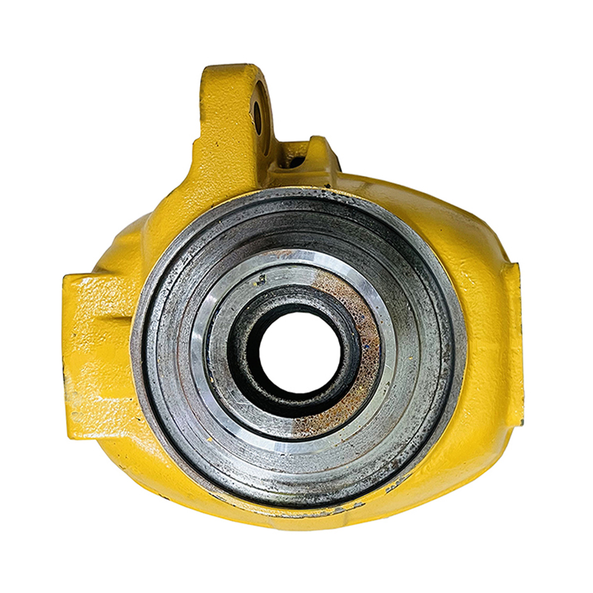 Купить Кулак поворотный CARRARO 231-0700, 139736, 148164, 2305743, 2310705, 1687446 Caterpillar со склада в Москве. Оригинальные и OEM запчасти в наличии. Широкий выбор, гарантия качества. | РУСТЕХ.