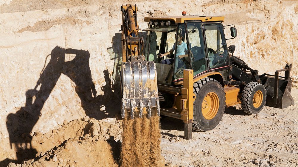 Какое давление в гидравлической системе JCB 3CX, 4CX, 5CX | Запчасти для спецтехники от дистрибьютора РУСТЕХ - лидера рынка с 2011 года.