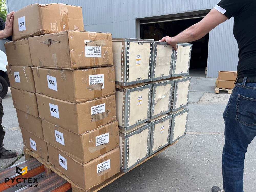 Запчасти для двигателя