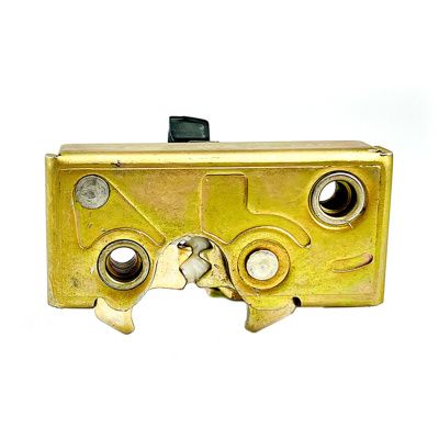 Купить Ручка двери внутренняя 826/11106, 826/11628 R А со склада в Москве. Оригинальные и OEM запчасти в наличии. Широкий выбор, гарантия качества. | РУСТЕХ.