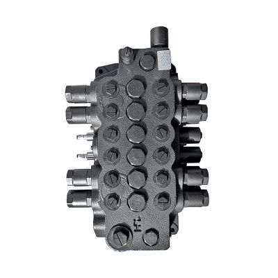 Купить Гидрораспределитель задний 25/624300 OEM со склада в Москве. Оригинальные и OEM запчасти в наличии. Широкий выбор, гарантия качества. | РУСТЕХ.