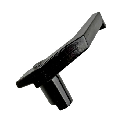 Купить Ручка заднего стекла 120/93201 R СО со склада в Москве. Оригинальные и OEM запчасти в наличии. Широкий выбор, гарантия качества. | РУСТЕХ.