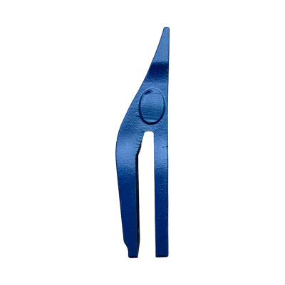 Купить Зуб ковша CASE, New Holland 85801109 A со склада в Москве. Оригинальные и OEM запчасти в наличии. Широкий выбор, гарантия качества. | РУСТЕХ.