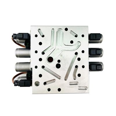 Купить Блок клапанов 459/M5109, 459/M3087 JCB со склада в Москве. Оригинальные и OEM запчасти в наличии. Широкий выбор, гарантия качества. | РУСТЕХ.